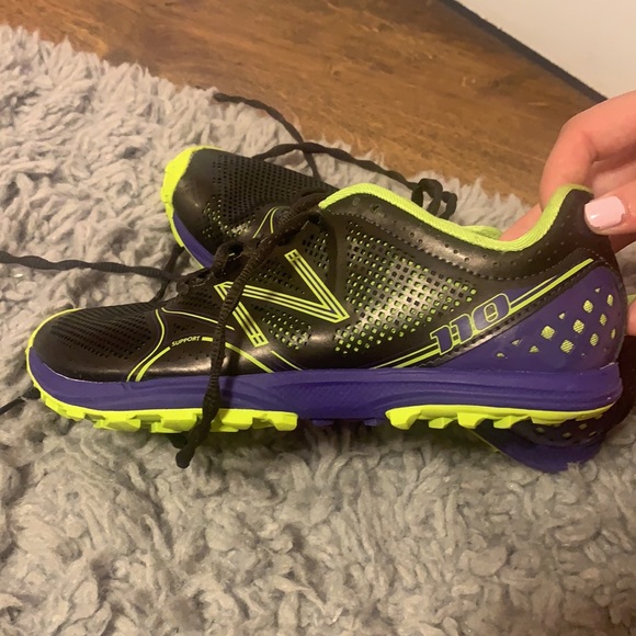 New Balance Sprinting Shoes (Never Worn) - Picture 2 of 3